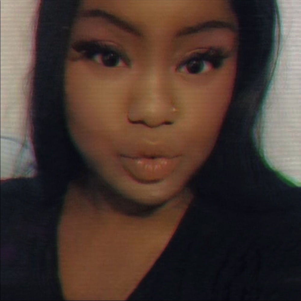 Meet your Posher, Tori